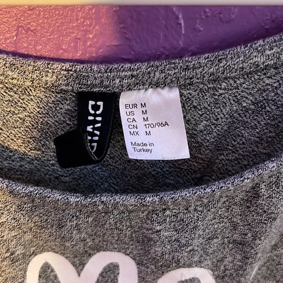 gray crop top - Picture 3 of 3